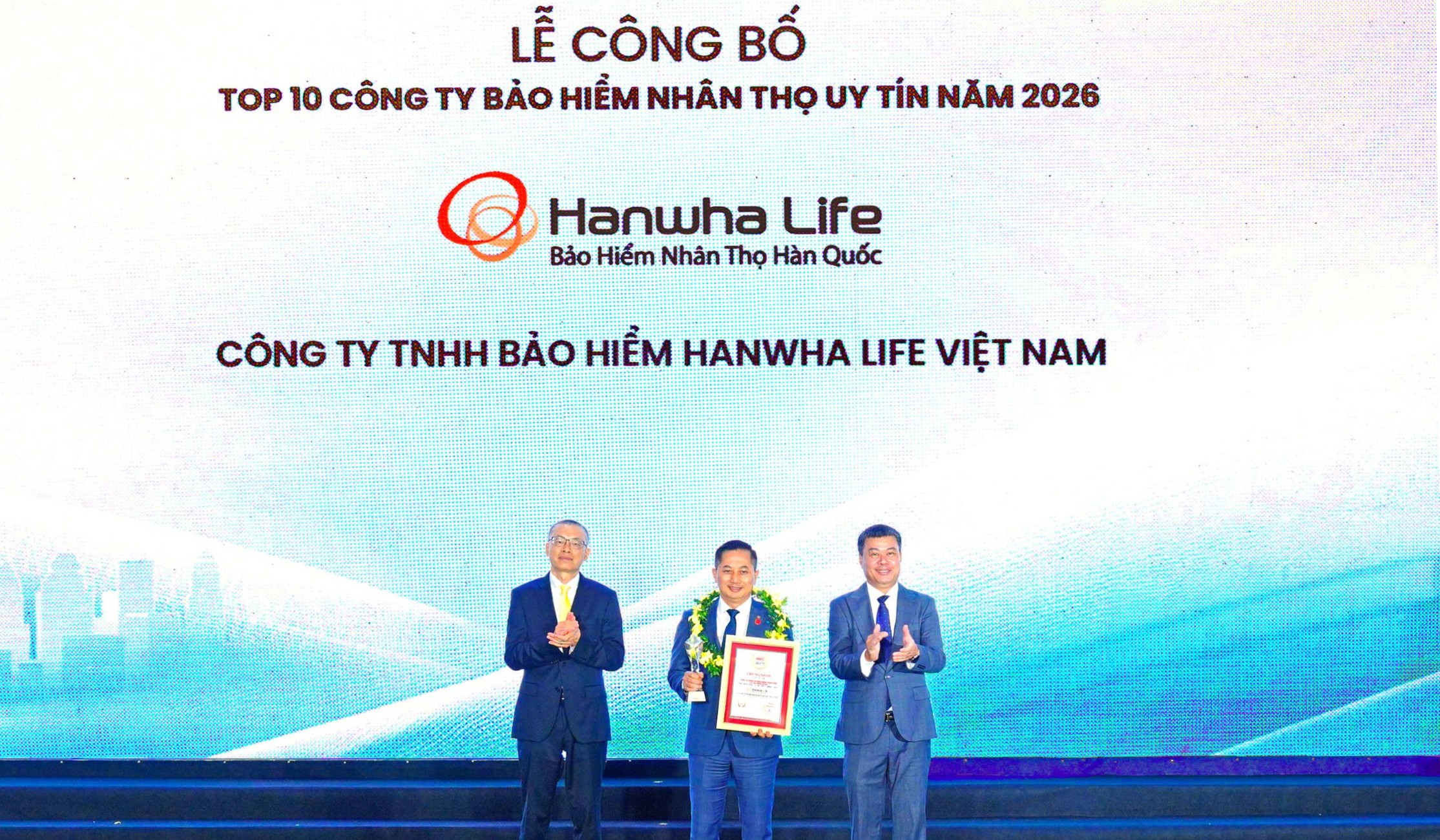 Hanwha Life - một thập kỷ giữ vững “Top 10 Công ty Bảo hiểm nhân thọ uy tín”